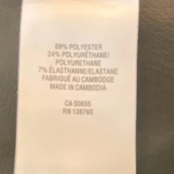 Reitmans - Vegan-leather, Straight leg, Black pants, Size 10 - Picture 7 of 9